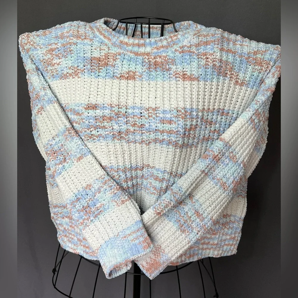 So - L - Crochet Crew Sweater - 100% Polyester - Used - Picture 2 of 11